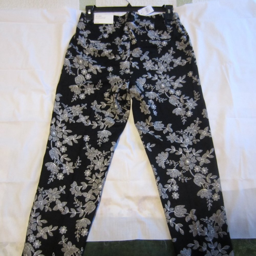 "NEW" WITH TAGS/SIZE- (8) ANN TAYLOR MID RISE -CROP PANTS